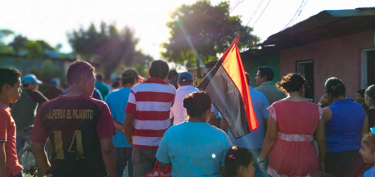 redcatarina's tweet photo. #SandinoSolDeLibertad | Niños, jóvenes y adultos militantes del municipio de #Catarina caminan por las principales calles en conmemoración al 86 aniversario del tránsito a la inmortalidad del Gral. de hombres y mujeres libres, Augusto C. Sandino 🔴⚫🇳🇮✊
#VivaNicaraguaLibreFSLN https://t.co/QTRERmvhSq