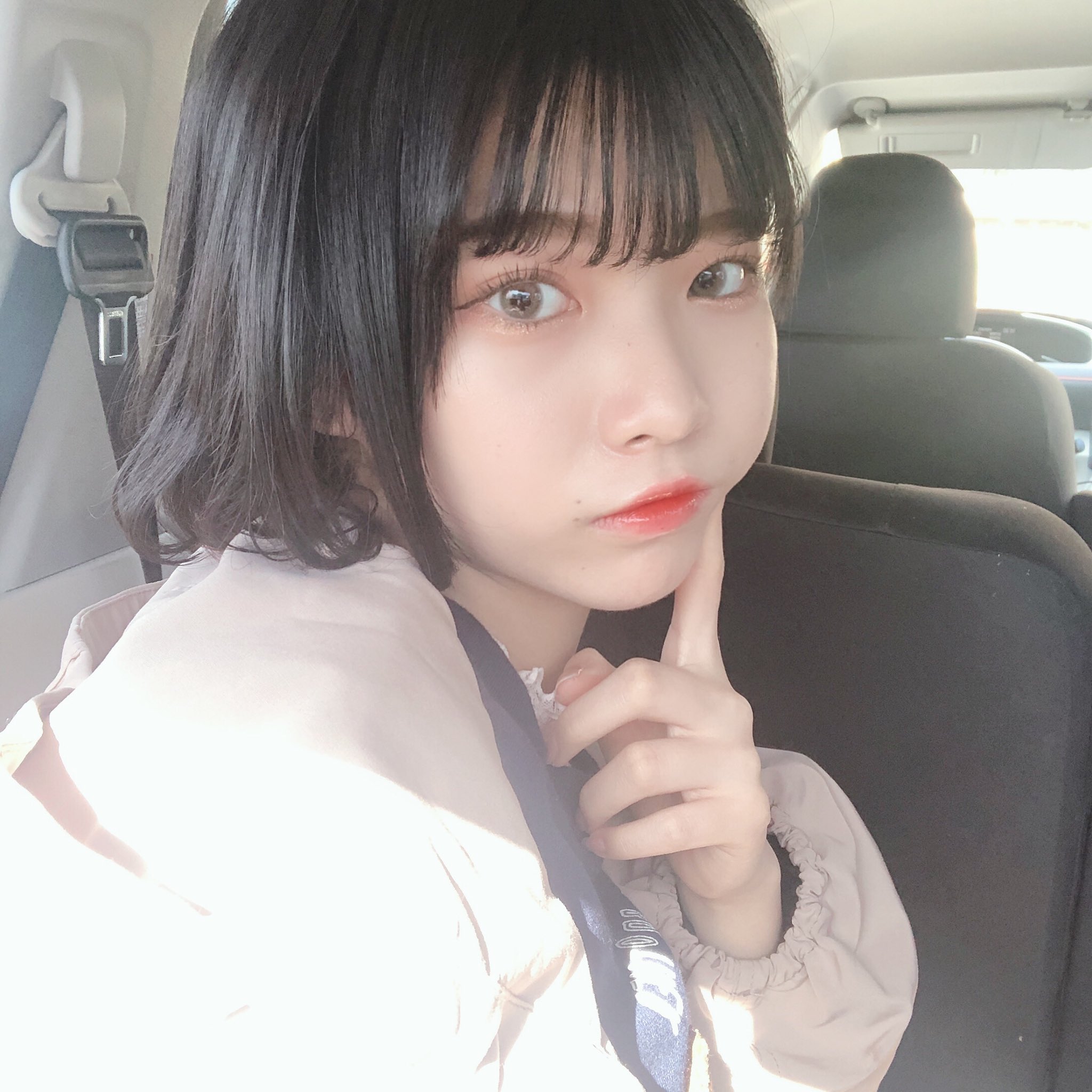エノ 黒髪でも馴染むのが本当に嬉しい オレンジメイク に本当にぴったりなのでオレンジ系のパレットとオレンジのカラーマスカラつけても可愛いかも 春に是非つけて欲しい T Co Taznrgdxpy Twitter