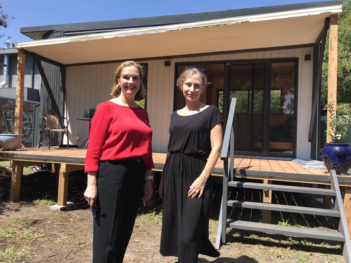 cityportphillip's tweet photo. Congratulations to Elle - taking inner city living to the next level with a #tinyhouse bringing back affordability & sustainability with this permanent place she now calls home #MayorCopp https://t.co/rw7UG12USY