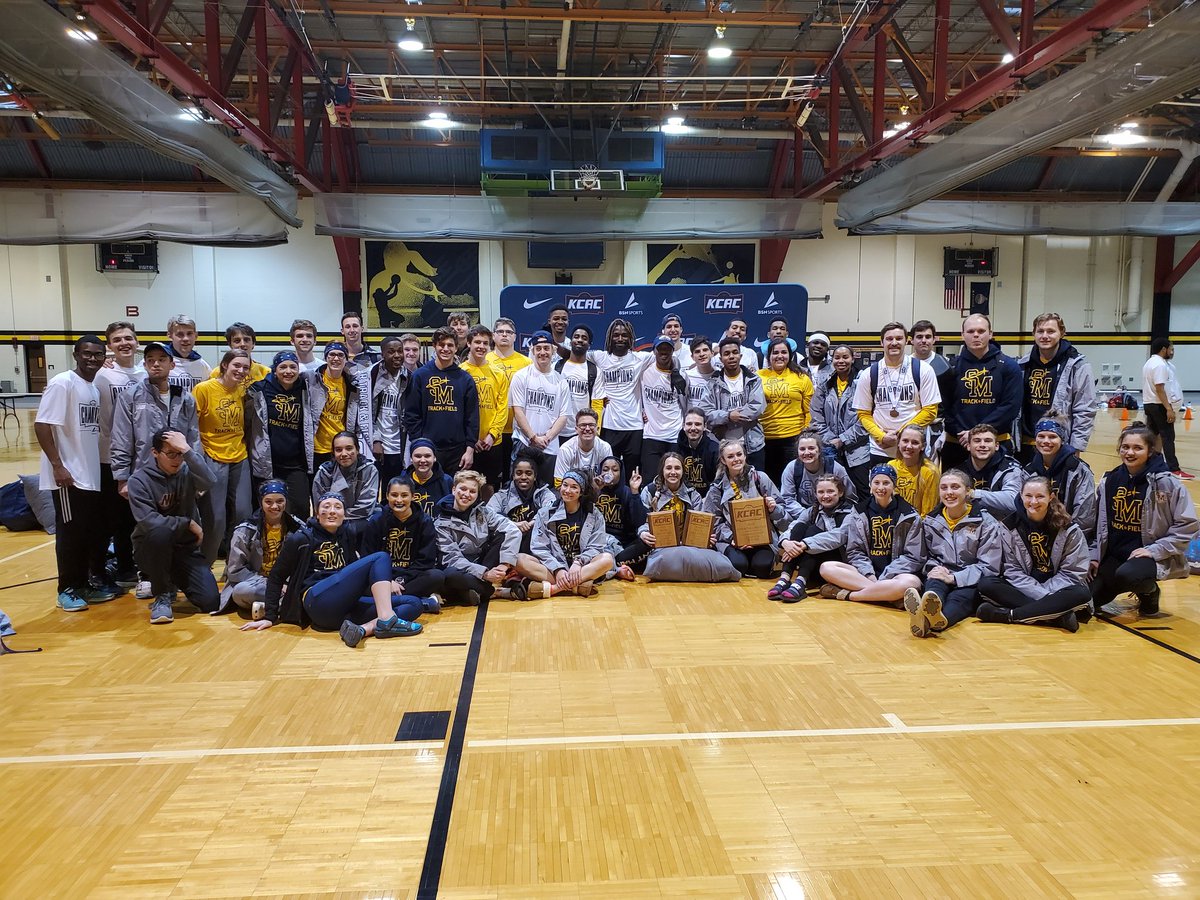 SaintMaryXCTF's tweet photo. A lot of updating to do about this weekend! But for now we celebrate! Couldn't be more proud of this crew! https://t.co/27y5pf6p5o