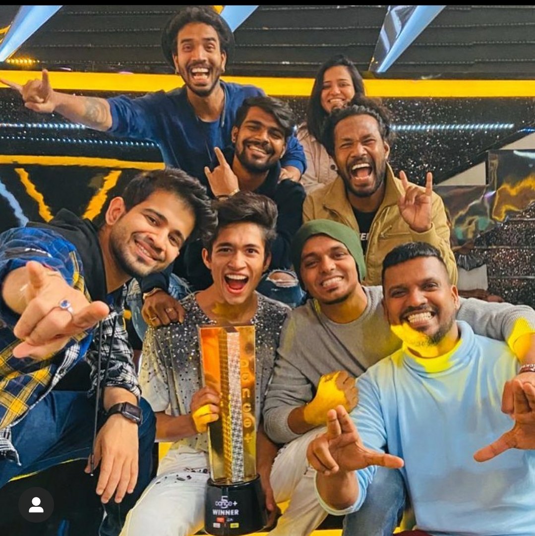 soul_swaggers's tweet photo. Congratulations Rupeshbane
#RupeshBane
U deserve itโ๏ธโ๏ธโ๏ธ tshirt_boiii
@remodsouza @TheRaghav_Juyal #DancePlus5 #DancePlus5BlockbusterFinale #danceawesome https://t.co/lmbvmOYwvT