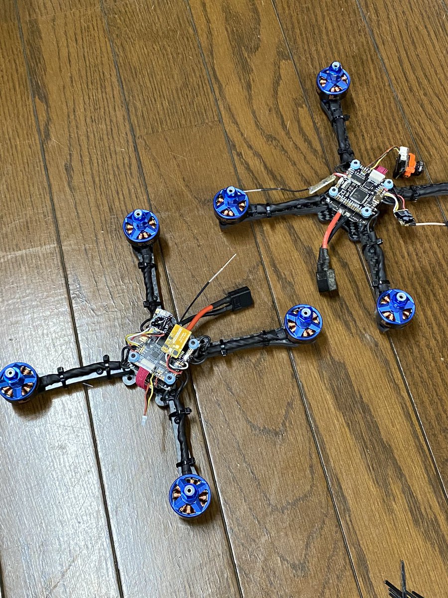 caddayo's tweet photo. 後1機作って終わり
の
前に疲れた
#プチカドゥ
#アトリエプチカドゥ
#オリジナルフレーム
#katanaframe
#katana
#creativeframe
#madeinjapan
#5inchesfpvdrawn
#5inchesfpvracing
#Rhinoceros3d
#fusioncam
#cnc https://t.co/L4TE41UPa7