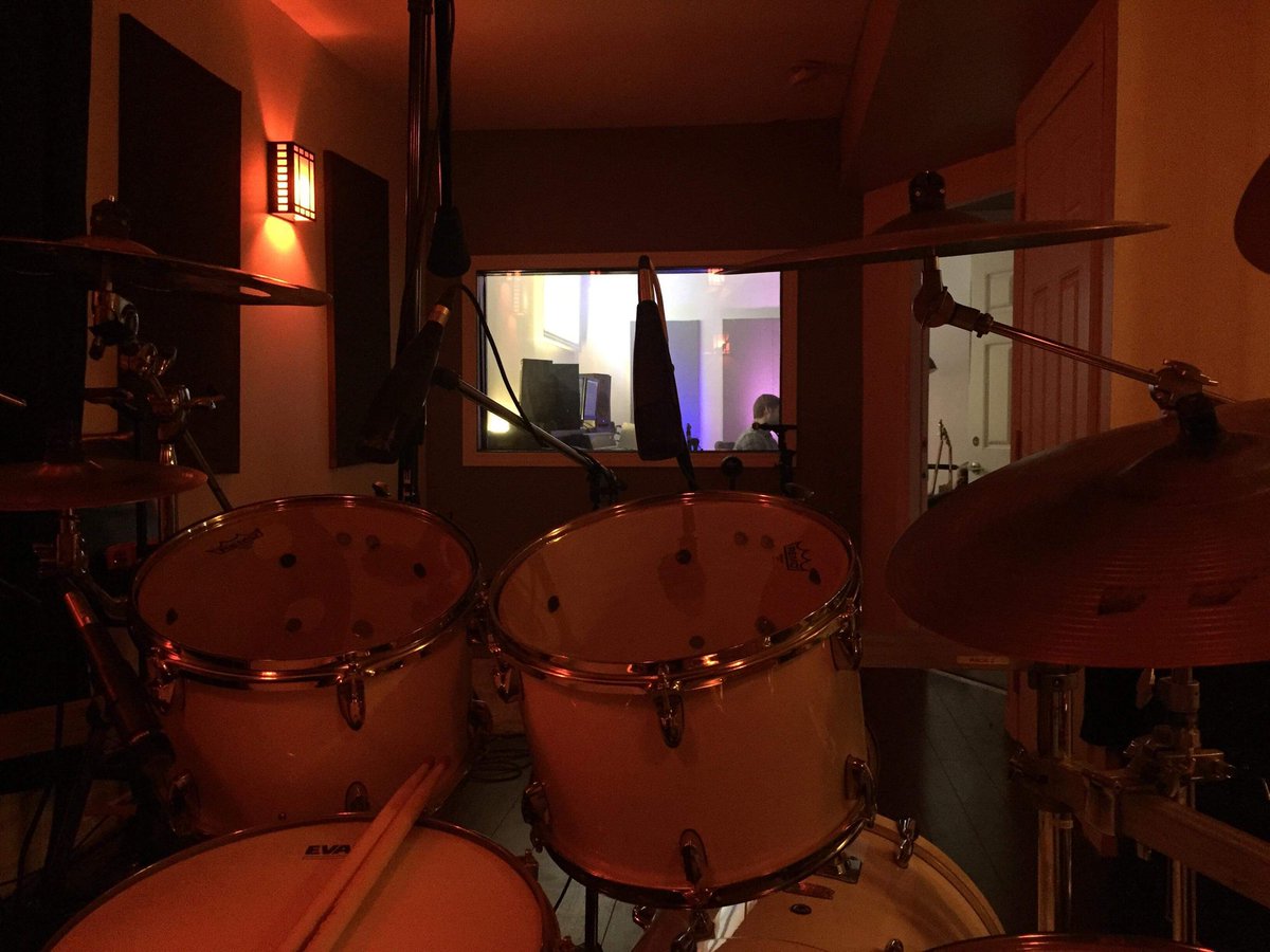 Hammerdrone's tweet photo. In the studio! #metal #Studio #drums #recording #hammerdrone https://t.co/VTrWwzUcKu