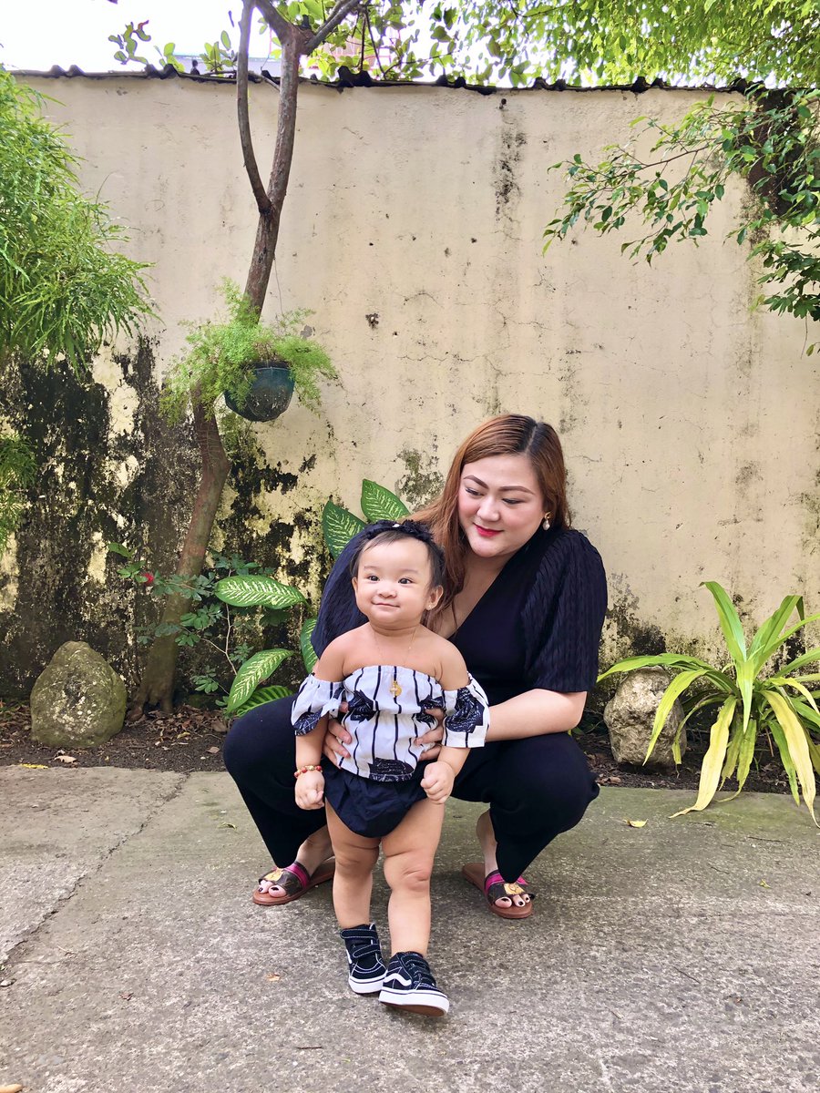 HerlizaPadilla's tweet photo. A mothers treasure is her daughter #peppasdiary 👩🏻❤️👼🏻 https://t.co/oCjg88BJ9S