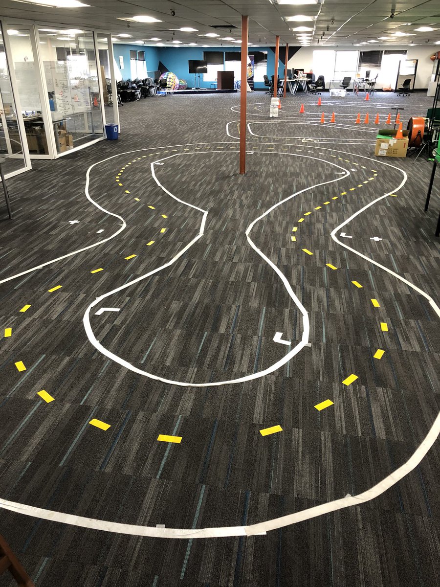 SmallpixelCar's tweet photo. Practiced @circuitlaunch, saw a couple @diyrobocars buddies there. Tested @a1k0nβs track generation program preparing for @NVIDIAEmbedded #GTC2020. I can run sub 6s comfortably. The question is: is it possible to finish the lap in less 5s? https://t.co/wwdvDCVAEP