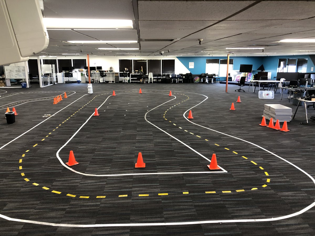 SmallpixelCar's tweet photo. Practiced @circuitlaunch, saw a couple @diyrobocars buddies there. Tested @a1k0nβs track generation program preparing for @NVIDIAEmbedded #GTC2020. I can run sub 6s comfortably. The question is: is it possible to finish the lap in less 5s? https://t.co/wwdvDCVAEP