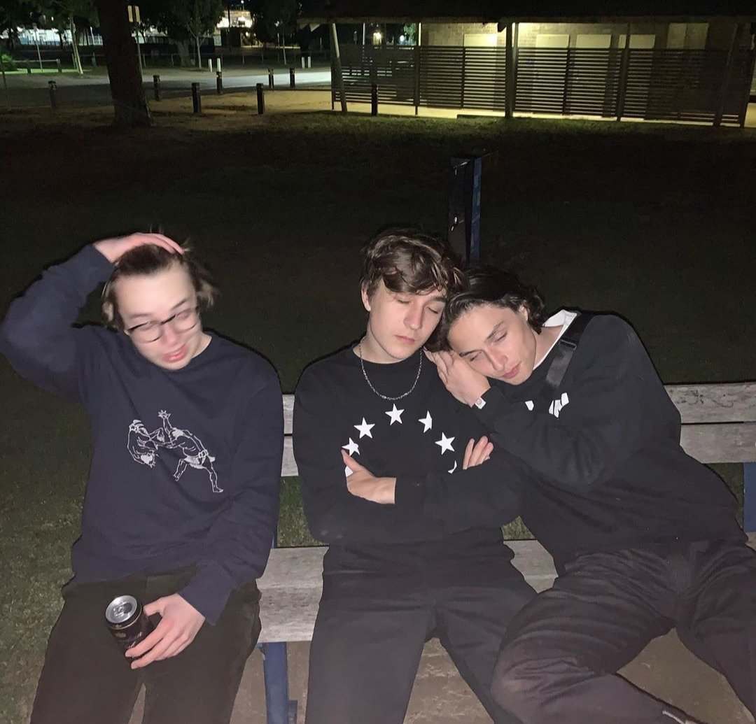 wildestoxen's tweet photo. Melbourne trip :)) https://t.co/dI2qNOcr5V