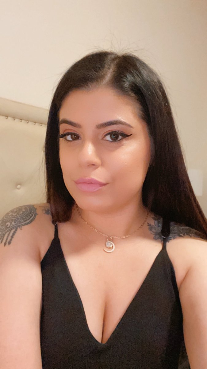 MissDiamond23's tweet image. Feelin my #tattoos tonight. 😝