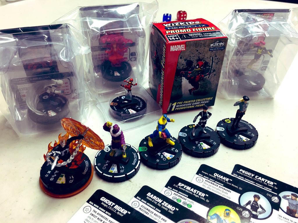 BricksNClix's tweet photo. Went to a #HeroClix #WizKidsOpen at my local game shop today—a Sealed tournament using the new #CaptainAmericaAndTheAvengers set. Pulled chase #GhostRider #RobbieReyes and ended up winning the whole thing, for an exclusive #Deadpool Duck LE (#DeadpoolTheDuck? #Duckpool?). Woo! 😄 https://t.co/HZEA4HQrCk