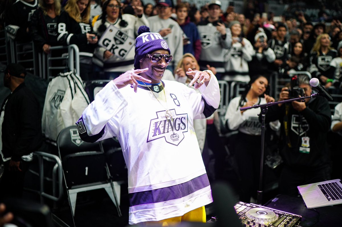 LA Kings on X: 👀 @SnoopDogg rocking LA Kings warmups. #GoKingsGo   / X