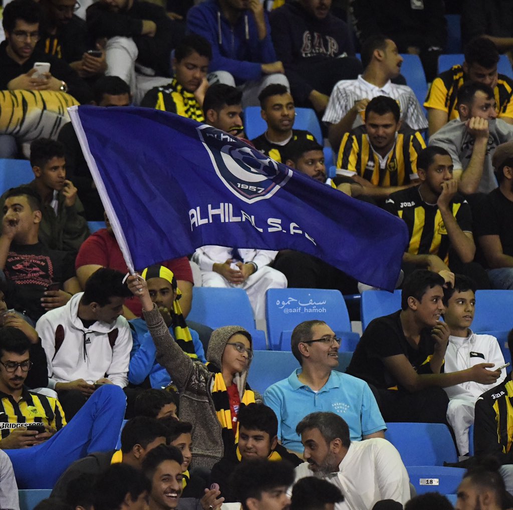 R_ghamdii07's tweet photo. #الهلال_الاتحاد_الدوري
هي من الفار لا هي كل سنة تصير هناك الدفع عالماشي غير الفار الدفع الجاد😂 https://t.co/tG70m7RmHr