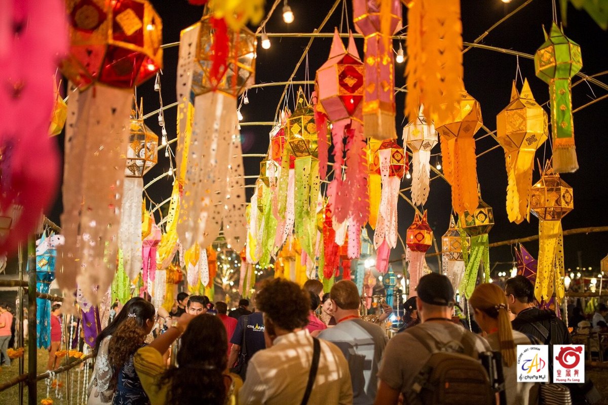 CMLanternFest's tweet photo. Different kinds of lanterns can be seen: houses and temples are decorated with khom fai (paper lanterns); Khom tue are lanterns carried on a stick; and Khom pariwat are revolving lanterns placed on temples..
. https://t.co/RYqC8H9KHK