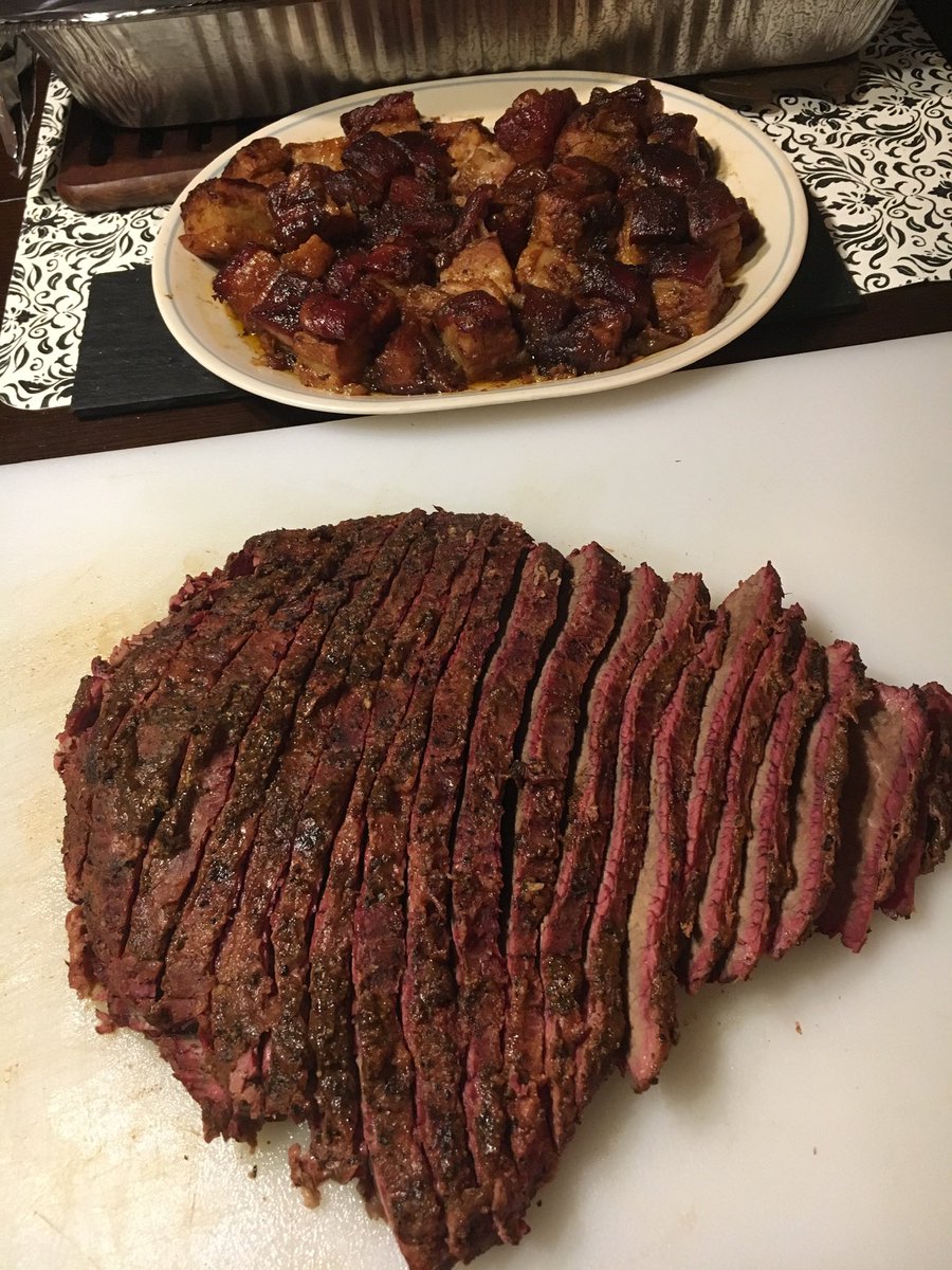 TailgateGuys999's tweet image. It was a fun Saturday. Celebrated Cardinals’ spring-training opener with seasoning a new drum smoker and having a brisket practice. First KCBS comp of the season is 34 days away. #bbq #practice #wetalkingaboutpractice