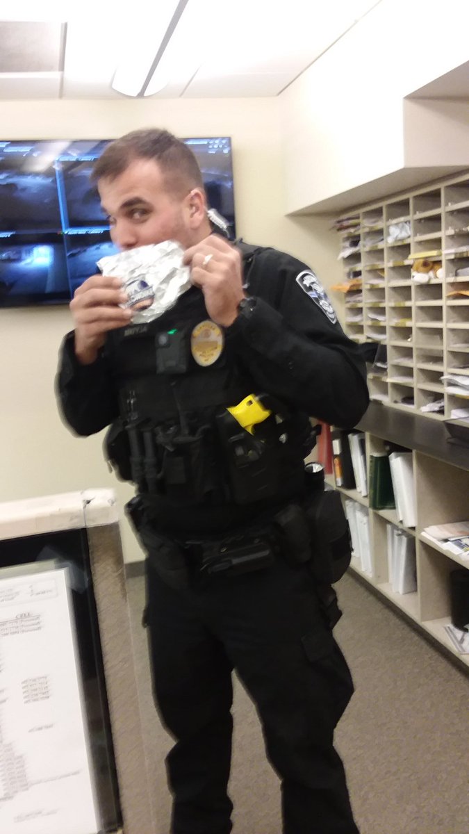 JobiOfc's tweet photo. When an officer gets his cruiser smashed it's only fitting he gets to smash a couple Klondikes. #excuse4icecream @PPDNightShift @OfcFMatyja_PPD https://t.co/aRbFU98zG8