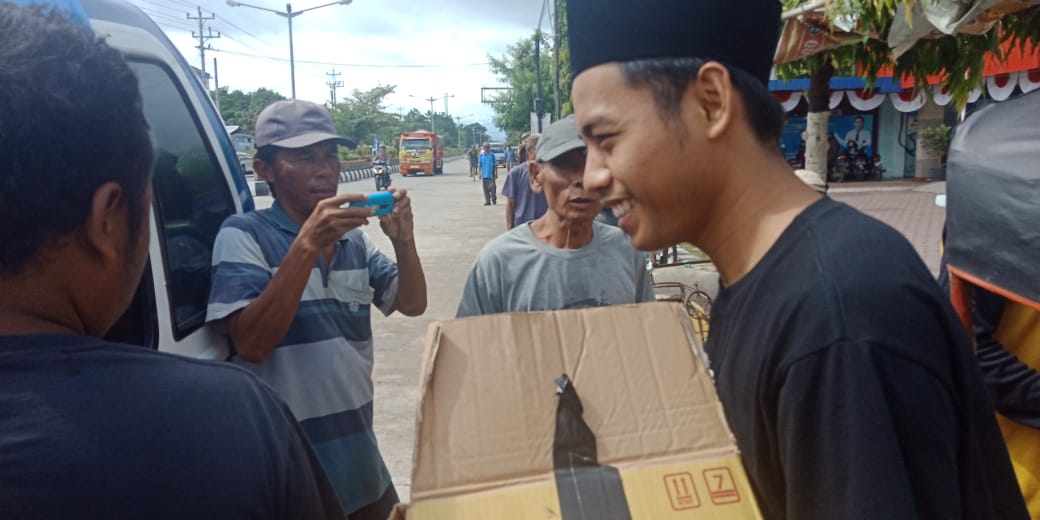 maiyahpemalang's tweet photo. Late post

JUMPA SENASIB (Jumat Pahing Sedekah Nasi Bungkus), Majelis Masyarakat Maiyah Malam Seninan Pemalang.
Jumat, 21 feb 2020

#maiyah #malamseninanpemalang #maiyahpemalang #pemalang #maiyahan #jumpasenasib #sedekahnasibungkus #jumatpahing https://t.co/iWGk1vmHzC