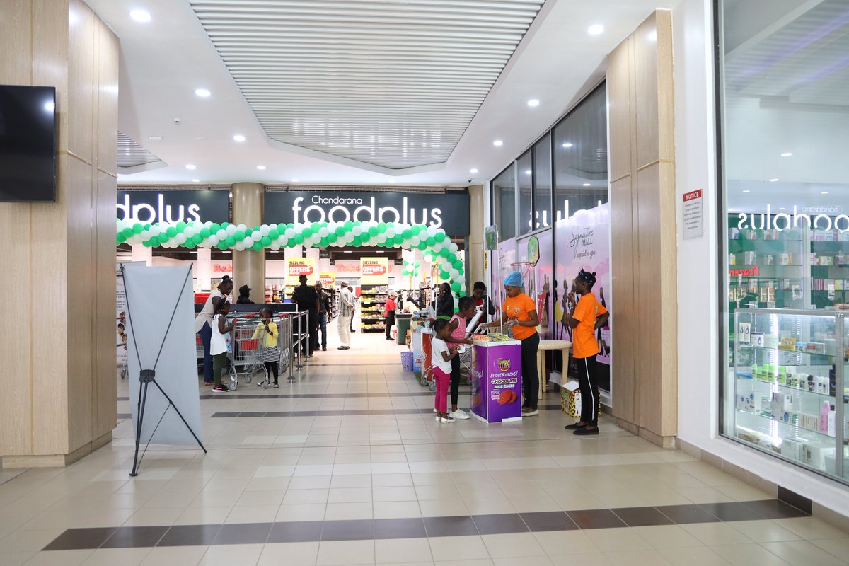 Happy Sunday from signature mall.
Enjoy this beautiful day by shopping at Chandarana foodplus, crazy sale is still on!
Shop up to 50% off on selected products.
.
.
.
#signaturelifestyle #weekend #friends #goodtimes #greatmoments #shopping #food #chandaranafoodplus