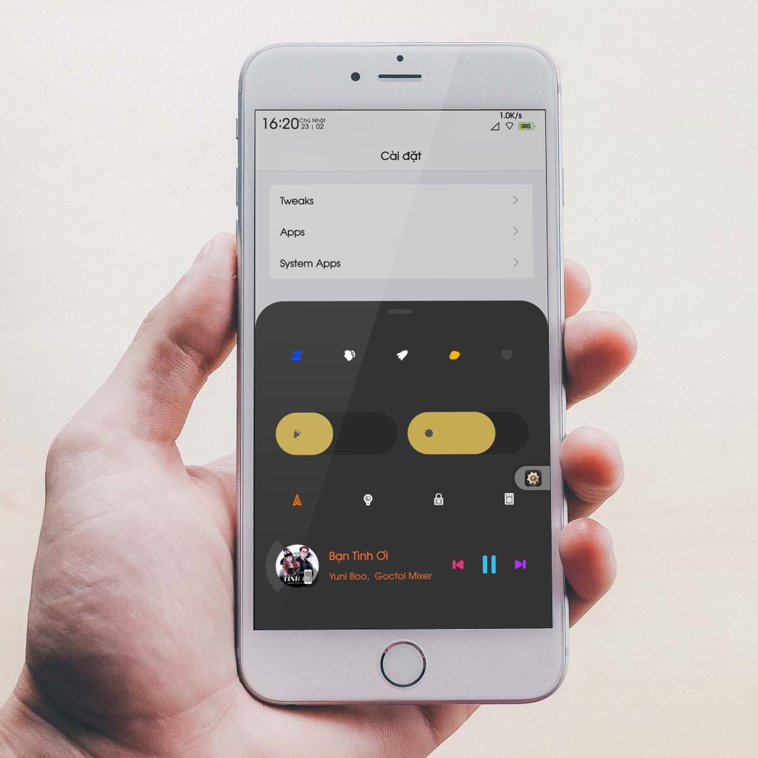 Cydia_13's tweet image. #Prysm by @LaughingQuoll 
#SopaxCC by @Sodaisidiot 
#LineallCC by @alolastmoment 
#MagmaEvo by @NoisyFlake 
#IThemer by @DODGraphics