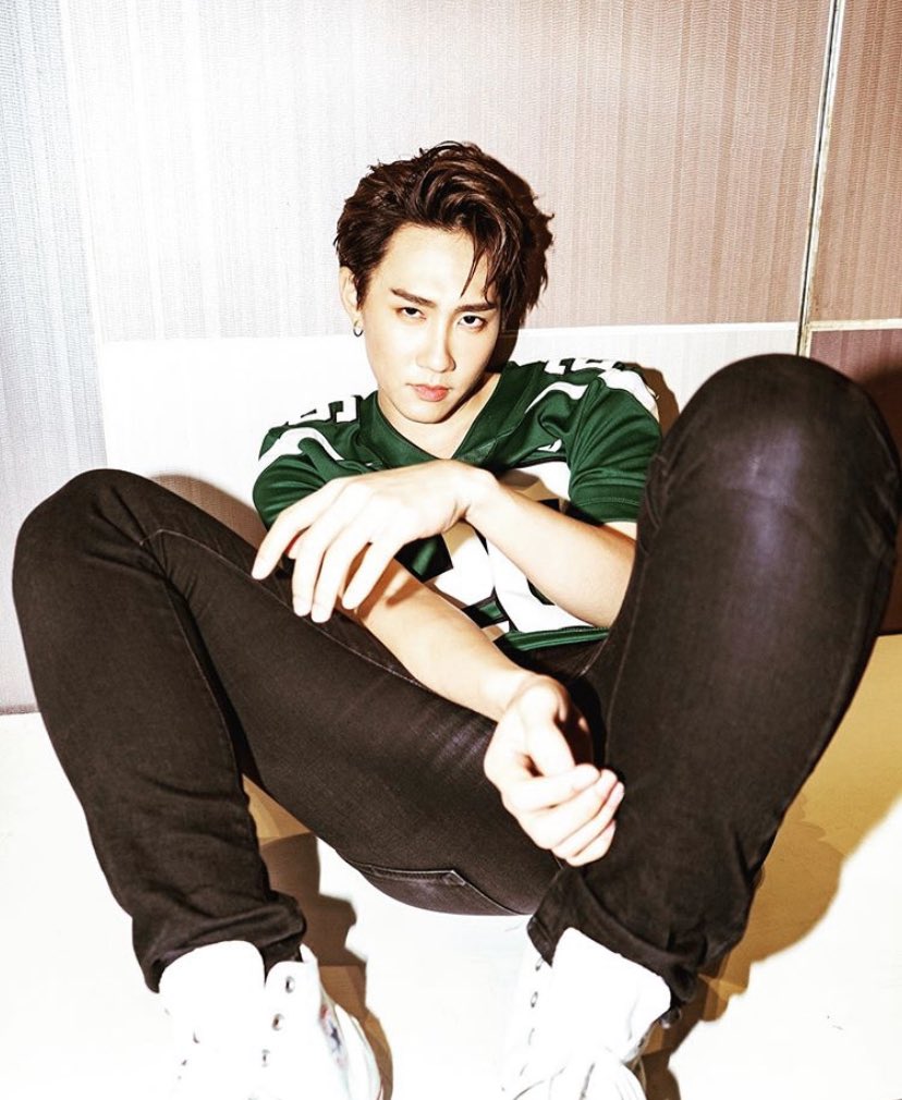 mondaetosundae's tweet photo. ยั่วแบบผัว                       ยั่วแบบน้อง https://t.co/vGzCDqg3HJ