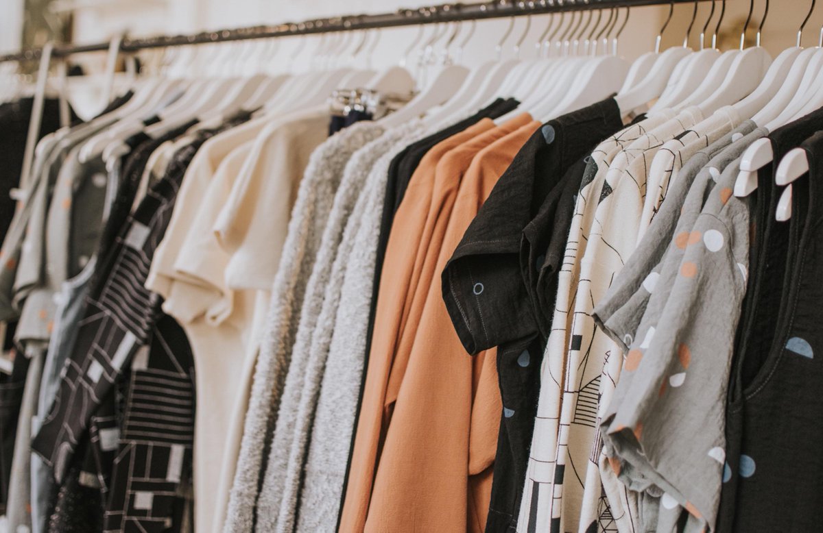 LivingLowco's tweet photo. We try to unravel the complexities of various apparel's foot print in our latest blog. *Spoiler alert: it's hard - just buy less!*
https://t.co/Zz4G0XkWVC https://t.co/Mshr0ARttg