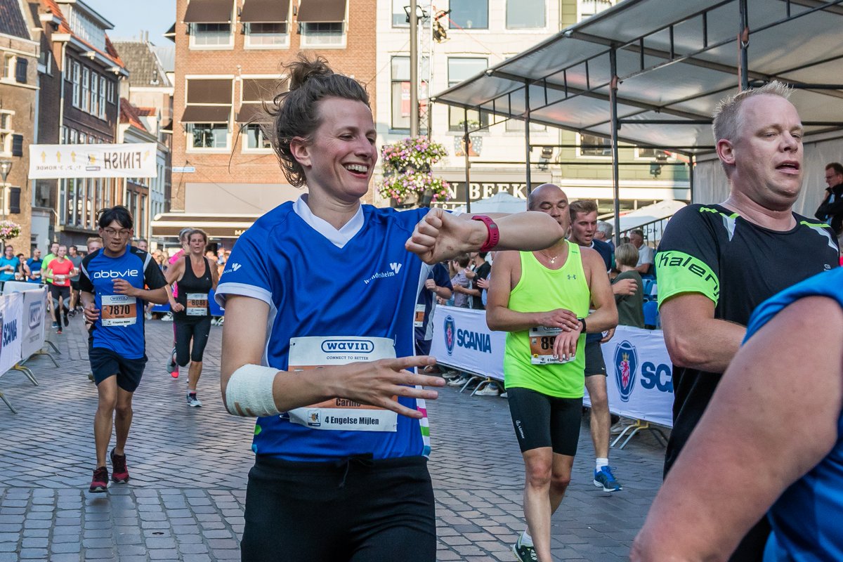 Het moment waarop je ziet dat over exact een week de inschrijving voor de 20ste editie van de Scania Zwolse Halve Marathon start! Doe jij ook mee aan de Wavin 4 Engelse Mijlen, de Scania Zwolse Halve Marathon, één van de Business Runs of de Special Run? #zhm20 #hardlopen #Zwolle