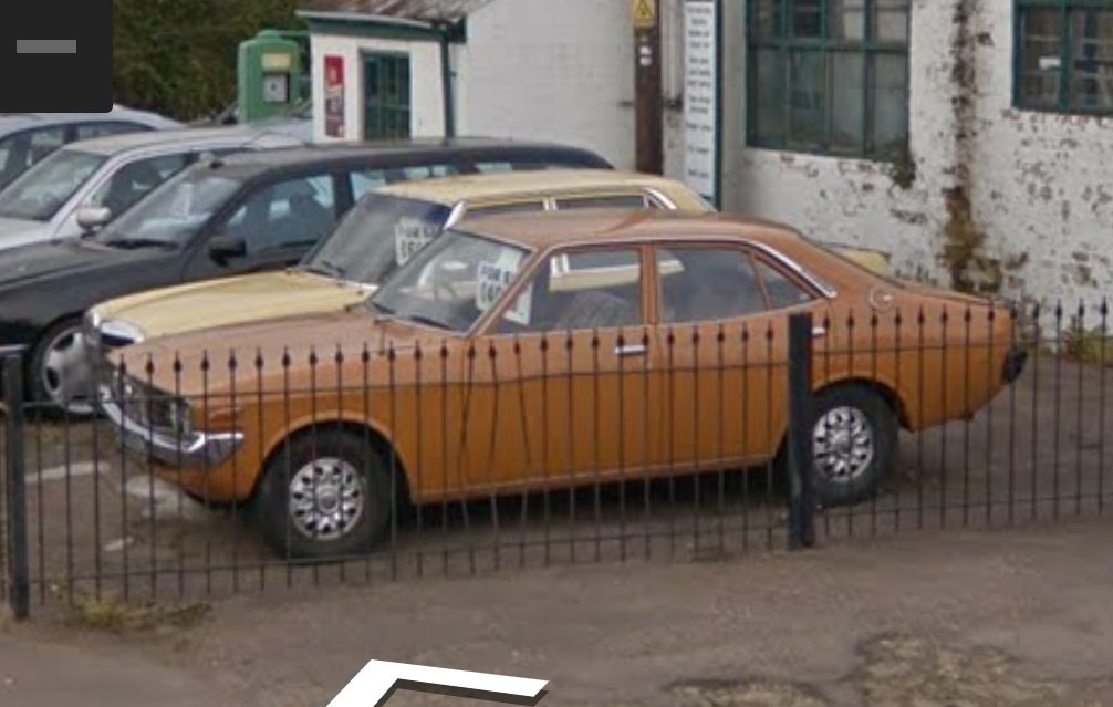 D7Cook's tweet photo. Found these on Google Streetview All in the UK
#chevyimpala #fordthunderbird #morrisoxford #toyotacarina #streetview #simonscarspots #impala #thunderbird #carina #classiccars #americancars https://t.co/xXx3cdCuGB