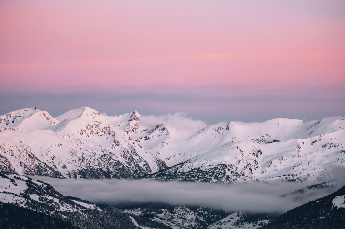 andorraworld_ad's tweet photo. Quan matines a Andorra pots arribar a veure aquests paisatges. Segur que serà un moment inoblidable.
https://t.co/tsHrrq60VI
👉 https://t.co/tsHrrq60VI
#andorraworld #andorra #winterinandorra 
(Copyright ©Max Coquard-BestJobers) https://t.co/szM0G7jTNF