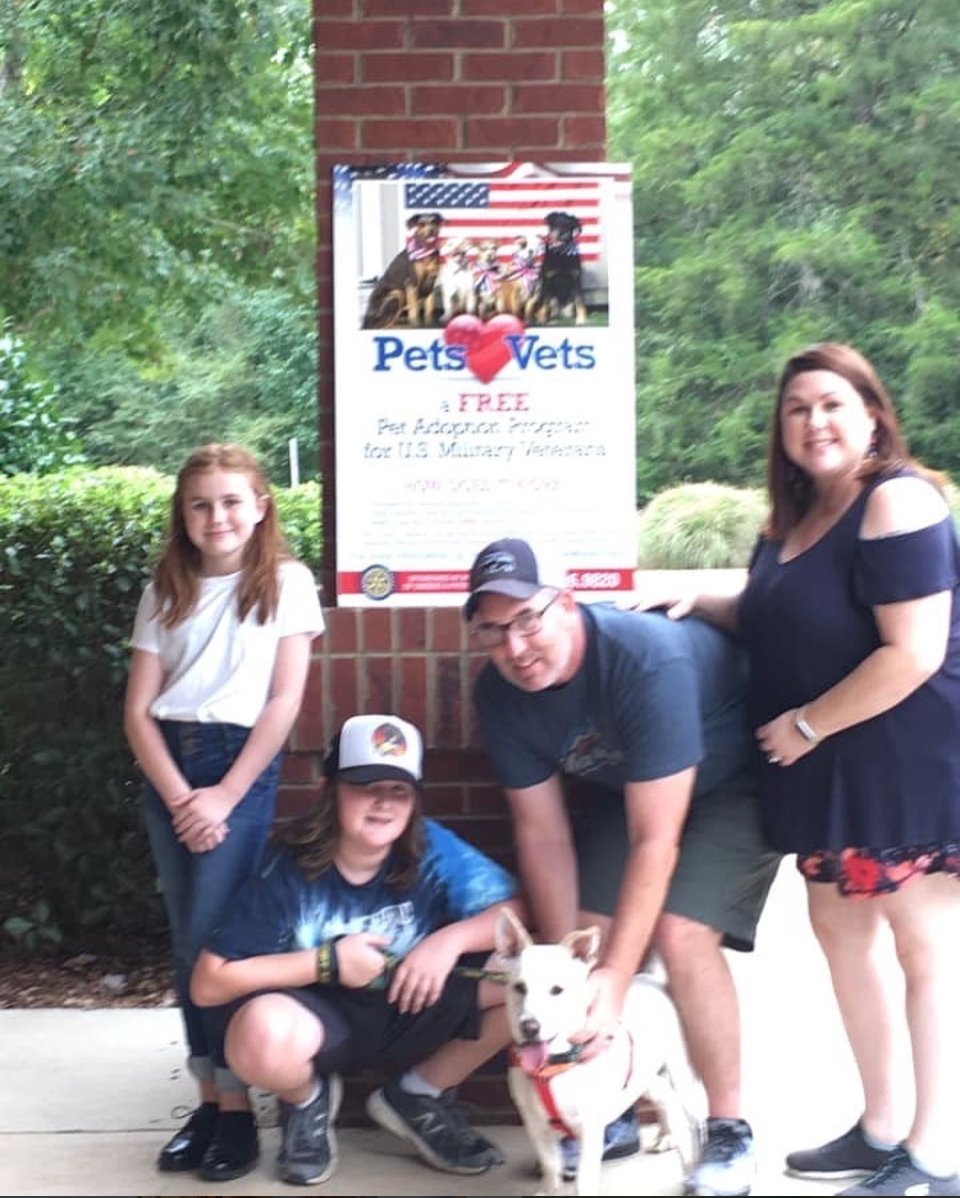 Petcademyorg's tweet photo. Look at my good looking family! They #adopted me and taught me jumping on people doesn't make a great first impression. First impressions matter to me, so no more of that. #petcademy #AdoptDontShop https://t.co/ayrIEkCTgW https://t.co/3flWpye3X9