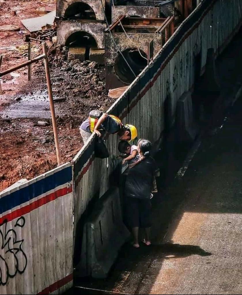 foto yg membuat tercenung