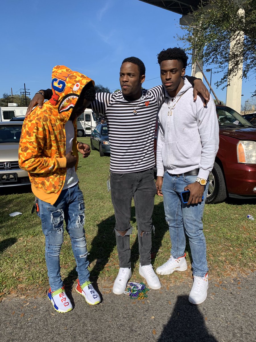 Malptso_'s tweet photo. Family and my bro’s that’s the recipe, you can’t get between anyone next to me.. #fact0.. #RestChino6ixSaiDooh❤️ https://t.co/oDhVW96I9p