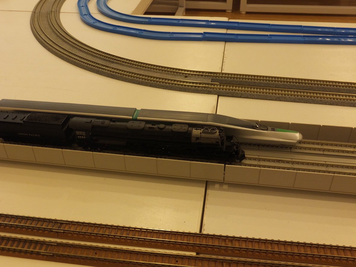 クレナイ Twitterren 銀河鉄道管理局空間鉄道警備隊シリウス小隊が シンカリオンalfa Xを援護に来ました