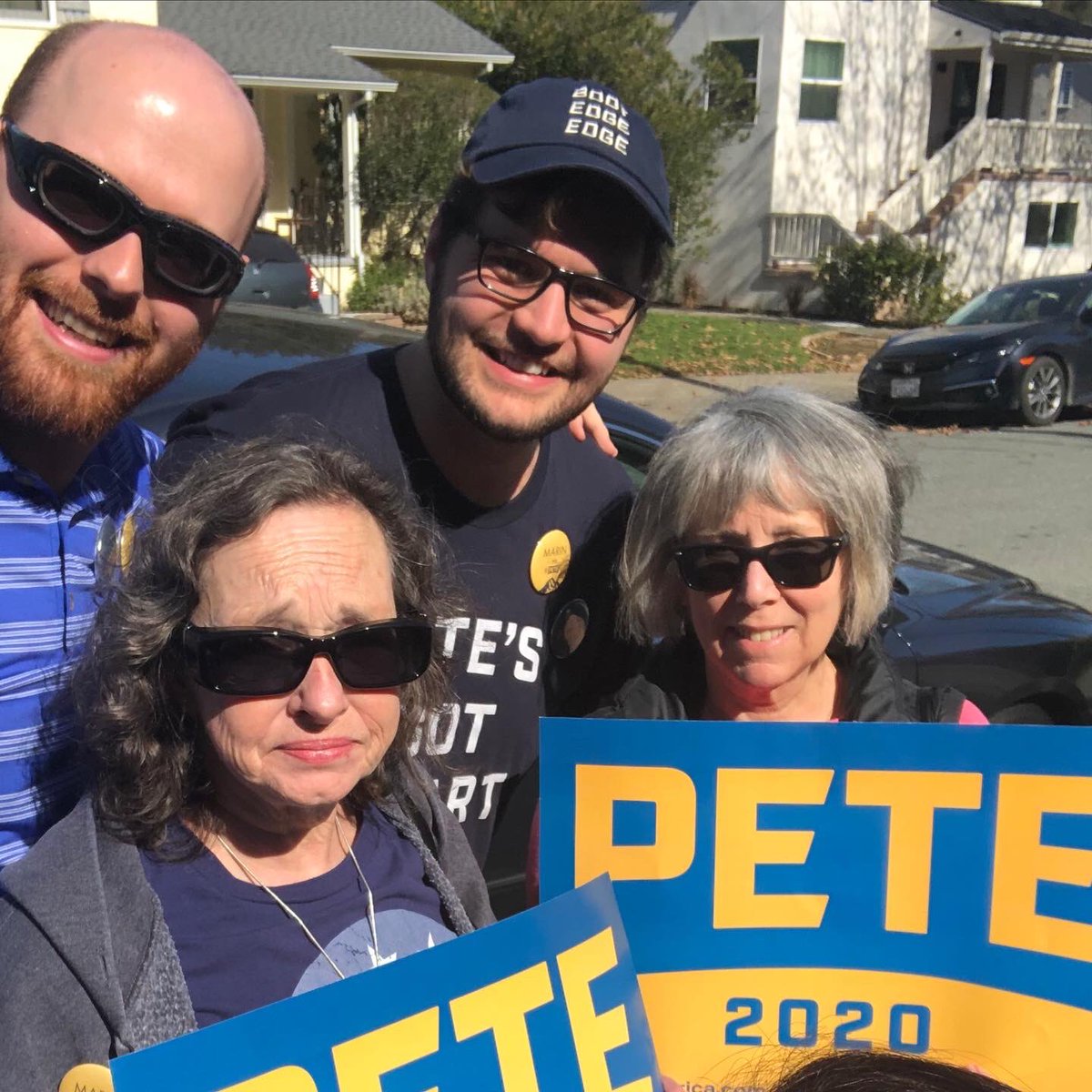 MarinforPete's tweet photo. Thank you to everyone who came out and helped canvass San Rafael! Thank you for helping @PeteButtigieg #WinTheEra https://t.co/7zLZturyk4
