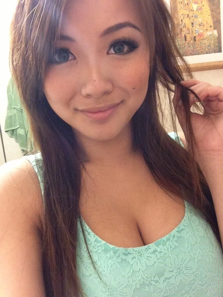 PlazaBahrain's tweet photo. Bahrain Plaza Massage Spa Center
Our best #BodytoBody #massage for men is one the most #relaxing experience you can have.
Call or WhatsApp: +97334199651
#Bahrain #massageinBahrain #Bahrainmassage #Bahraingirls #Bahrainmassageservice #Manama #bodymassage https://t.co/AbGnShKpis