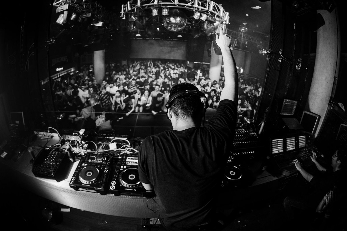 DubElements's tweet image. Gracias por acompañarnos en nuestro 4thANNIVERSARY #DEF @DubElements #dubelementsandfriends #dnb #4thanniversary #drumandbasslover