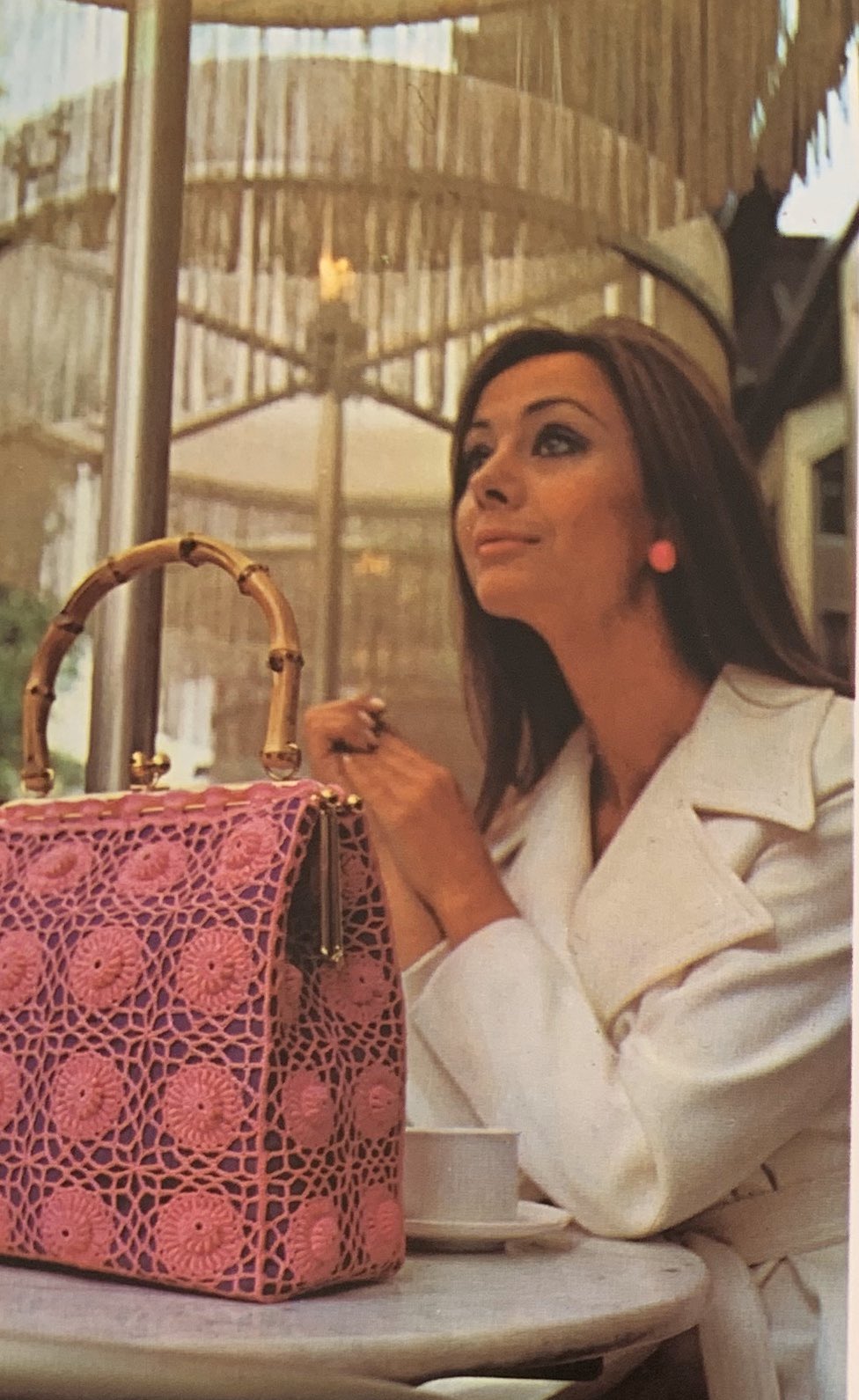 70s Fashion on X: The handbags and the gladrags #1970s #handbags