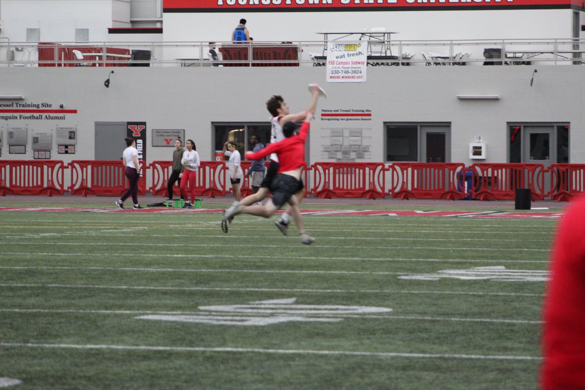 GCCUltimate's tweet photo. Tied at 8-8 against Youngstown. Too many cream puffs or not enough? https://t.co/QECqCxb2xB