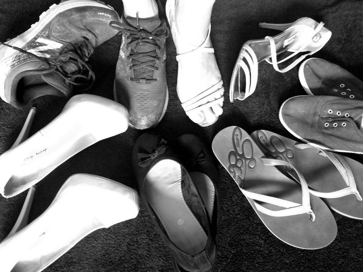 Marilyn Monroe said, "Give a girl the right shoes and she can conquer the world."

Yesterday my trail runners helped me conquer consecutive no21 of #60ParkRuns. 

What will you wear today to help you conquer today? 
#running 
#SundayThoughts
#Action4Good