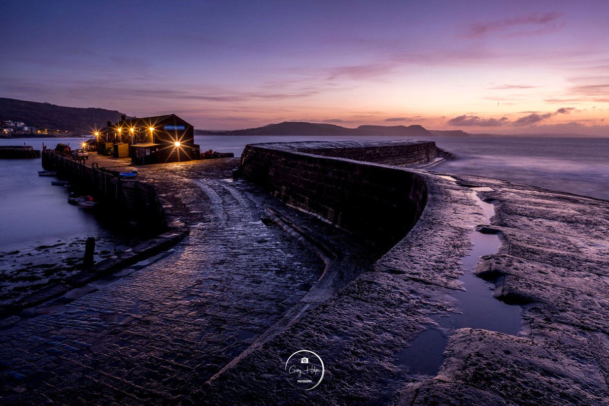 GaryHolpin's tweet photo. It's Sunday so that means a look back at the best of my daily photos from last week and for you to let me know which was your favourite...
 
1. Moody day at the pier
2. Haytor #sunrise
3. Boat on the Exe
4. Dawn at The Cobb

If you like them, please RT 🙂

#SundayMotivation https://t.co/gNT0lp0BID