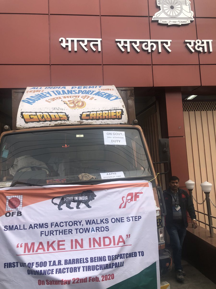 pro_saf's tweet photo. First lot of 500 nos TAR 7.62x39mm Barrel flagged off by General Manager, SAF KANPUR to OF Trichy on 22nd Feb 2020 as an one step towards “Make In India” initiatives. https://t.co/NiIcrpfkLb