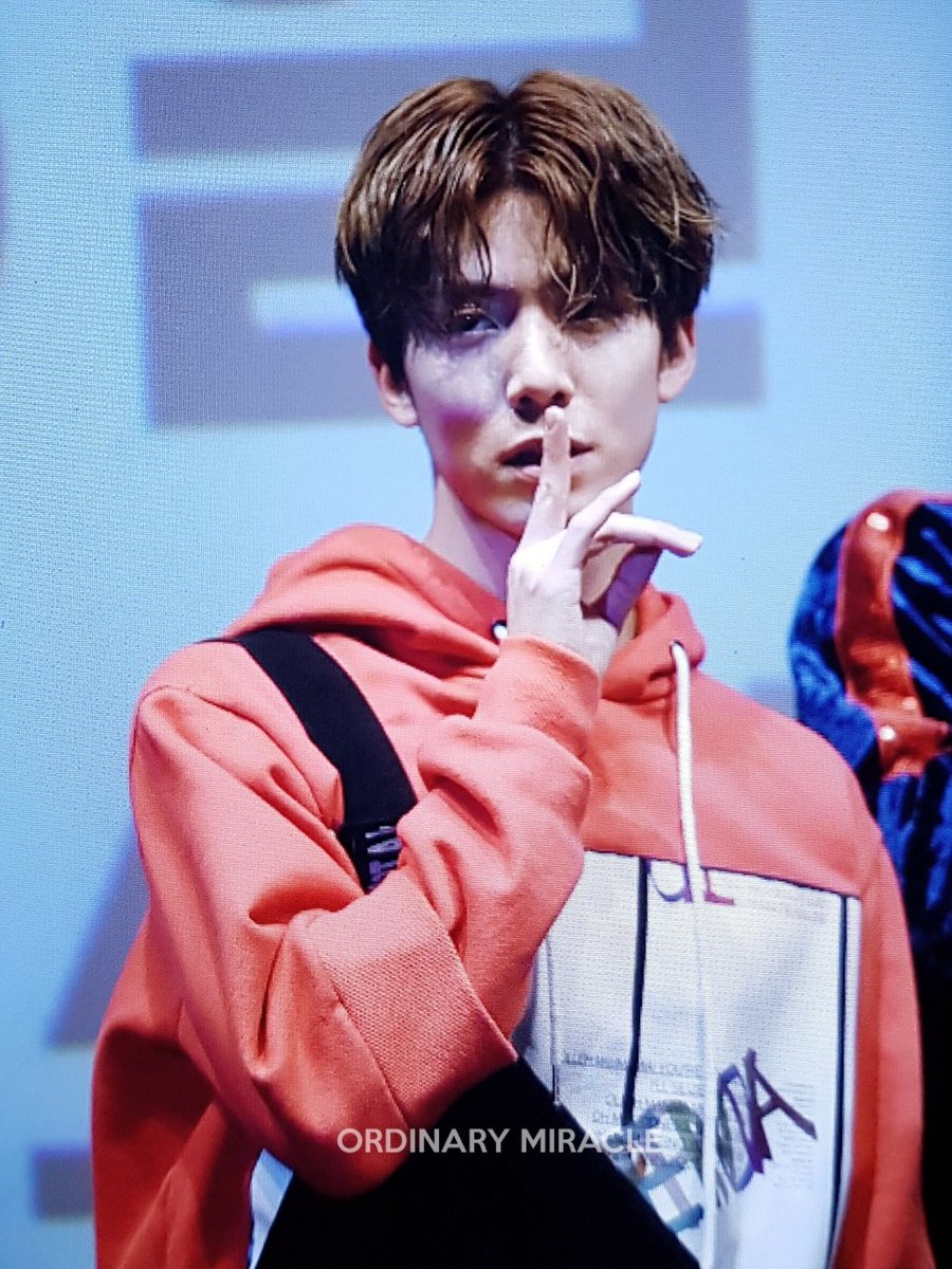 180223 코엑스 메가박스 맘마미아 게릴라

#SF9 #에스에프나인 #휘영 #HWIYOUNG #김영균 #フィヨン