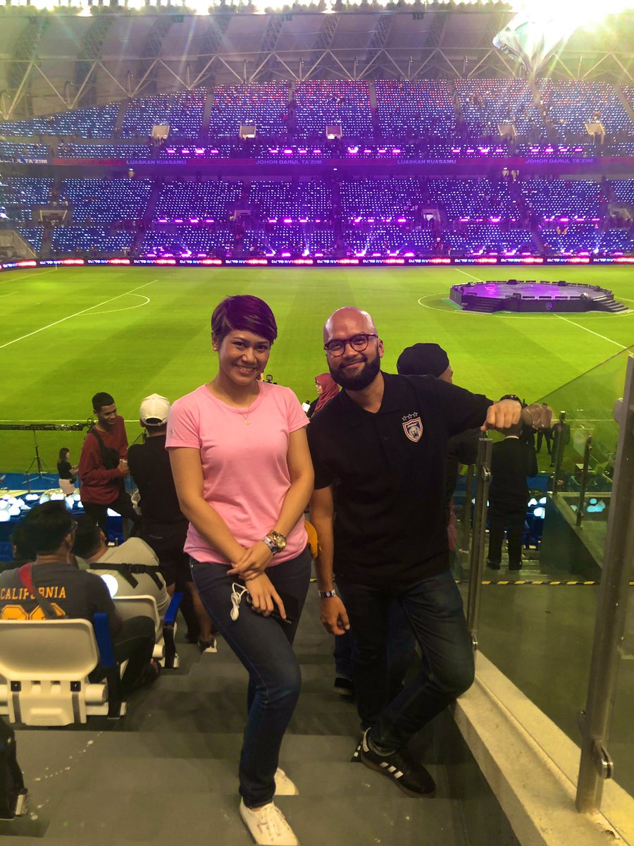 darlinghajar3's tweet image. The one with the famous hashtag #optaJ