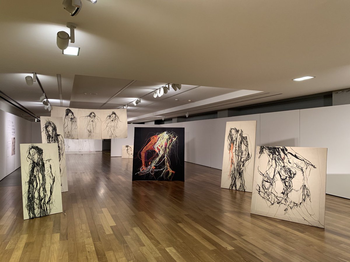 FondazioneDZ's tweet photo. #vernissage di #profilicucitidisantita by #LuciaBubildaNanni #DZTextile #WhosNext https://t.co/fDaRJ8fZfo