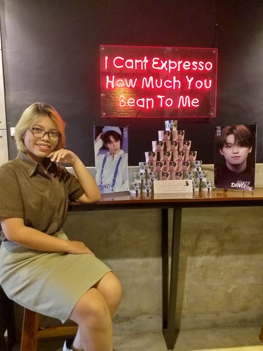 hoshyuu's tweet photo. happy birthday babe!!🥰❤
thanks for the event🤗

#디노 #DINO #LDDM
#LDDMinMalang 
@DanseuseDMonde @AvenyEvent https://t.co/5GsZrfSBDs