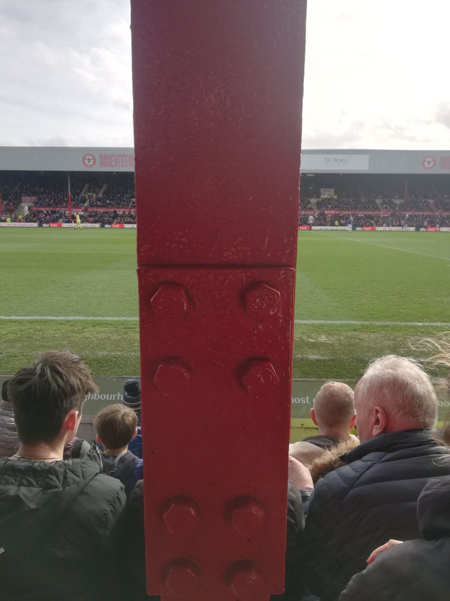 trnzn9's tweet photo. Great view at #griffinpark https://t.co/5qihAkjFsg