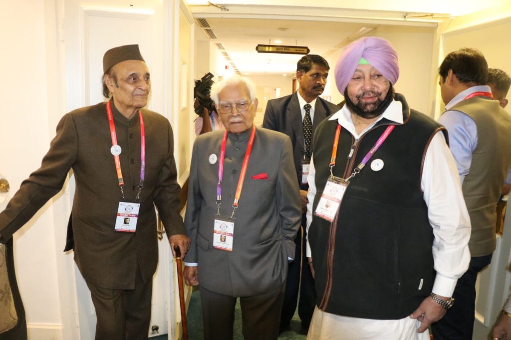 capt_amarinder's tweet photo. At #10thBCS conclave being held at Vigyan Bhawan, New Delhi-India along with @POI13 and other dignitaries.

@MitRelations @BCSConclave #BCS10thGloriousYear #BharatiyaChhatraSansad https://t.co/uqPehrtzeb