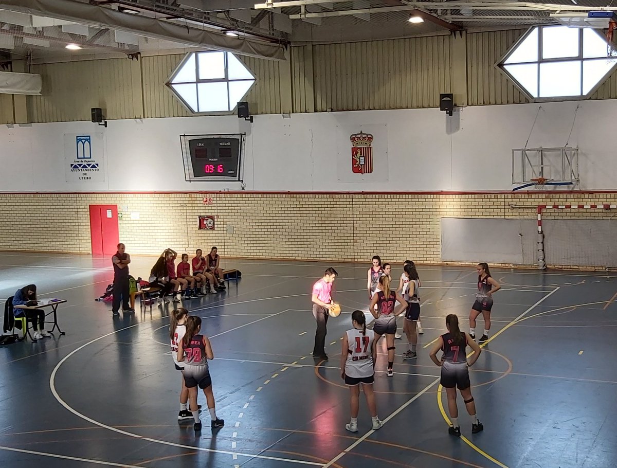 CBUtebo's tweet photo. Nuestras chicas cadetes siguen con su racha victorias.
Ayer en el Juan de Lanuza vencieron a Compañía de María por 59-32 en un partido que a pesar del marcador no fue nada fácil. 
¡A seguir trabajando, chicas!. https://t.co/Mi8ZrkjEw5