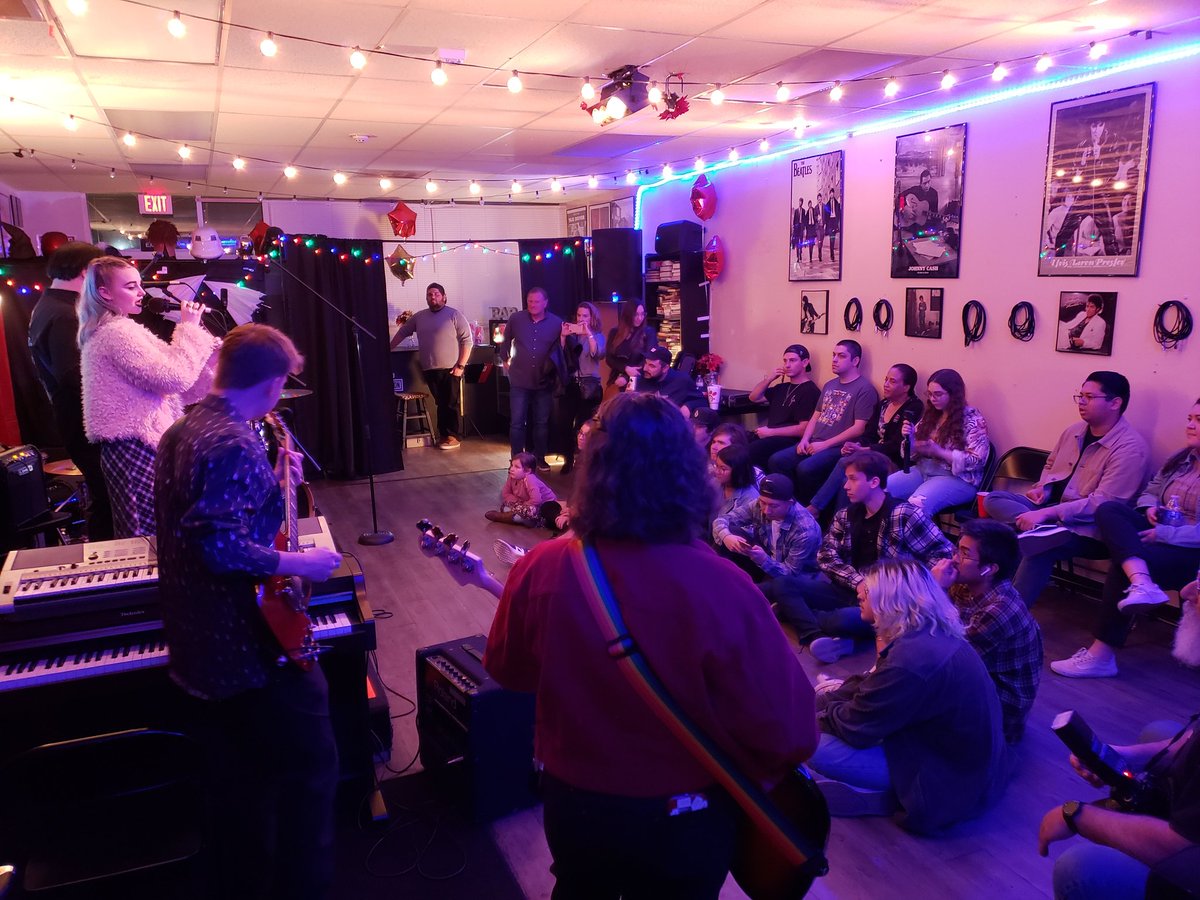 CenturyStarPro's tweet photo. Yesterday's event went well! Thanks to everyone who came out! 
#localmusic #centurystarstudios #glendora #bluesrock #originalmusic #sgv #sgvshows https://t.co/5iPg5rjzhO