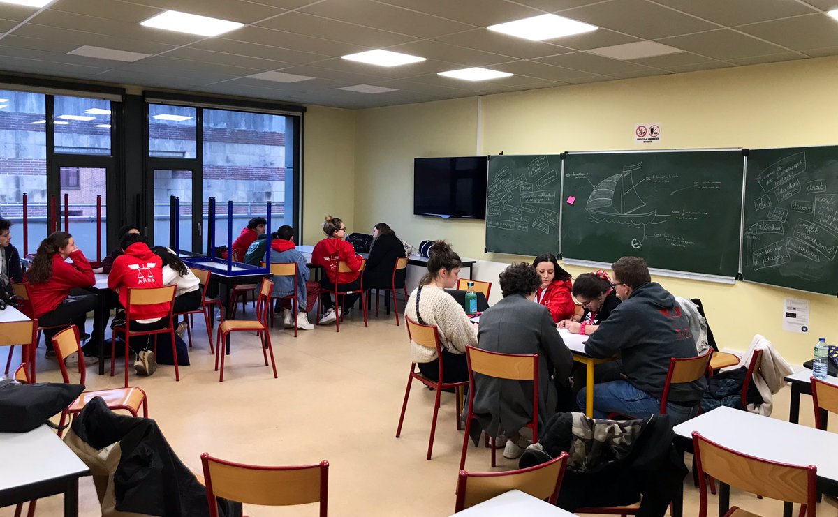 AliceLambillon's tweet photo. Dernier temps fort d’éducation populaire de ces #ReNESS : une matinée d’échanges consacrée aux états généraux sur la place et la participation des #jeunes dans la #citoyenneté 💪🏻
Cc. @La_FAGE @federationares https://t.co/kOmohuYAuq