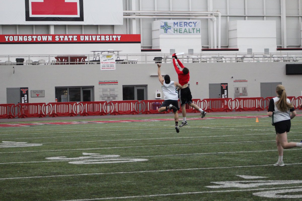 GCCUltimate's tweet photo. 2nd place! Thanks @YSUultimate for a great night! Waffle House anyone?! https://t.co/gQ8dlEKkz8