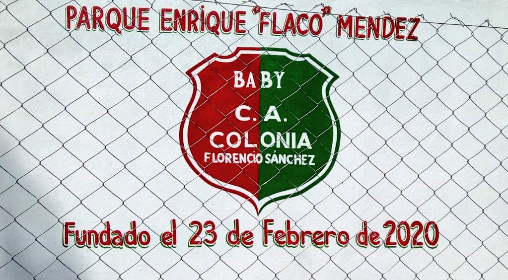 CAColon_1926's tweet photo. Felicidades al @club_colonia por la concreción de tan ansiado logro!!!! Merecidisimo homenaje a un gran formador, gran referente de muchas generaciones y mucho mejor persona!!!! https://t.co/XGqYvBU6Pi