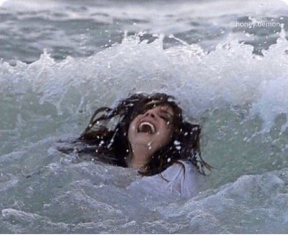 KevynLuke's tweet image. Gigi Hadid called Jake Paul an irrelevant ugly ass YouTube groupie!😭😭😭😭😭😭